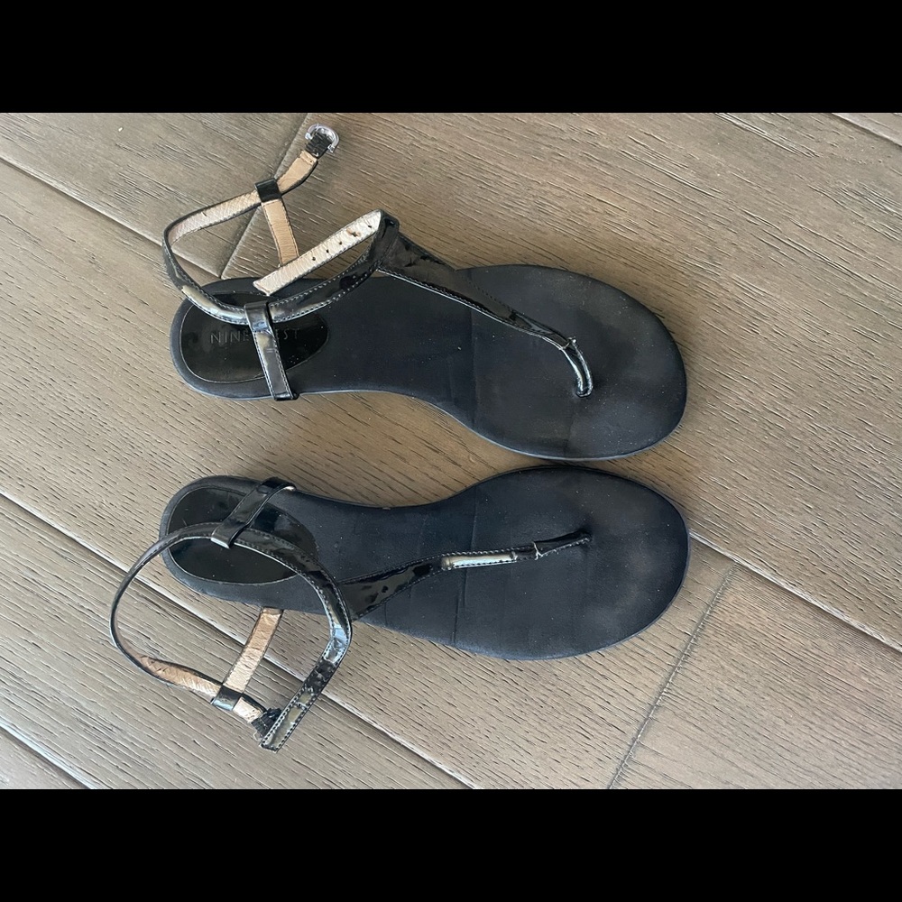 Black sandals size 6.5